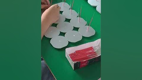 Semi-automatic assembly line for LED bulb