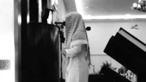 وَاللَّهُ يَشْهَدُ إِنَّ الْمُنَافِقِينَ لَكَاذِبُونَ 🌺•تلاوة آسرة للشيخ عبد الله خلف