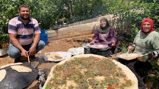 حياة الريف ️ تحضير مناقيش لبنانية مع أطيب صفيحة على صاج الحطب ️