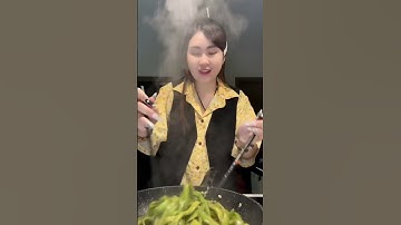 Thử Thách 1 Ngày Toàn Ăn Rau Tiến Vua … Cái Kết Thành Vua 👑 ? #shorts (P2) || Yến Nồi Cơm Điện