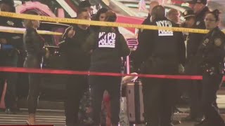Off-duty cop shot