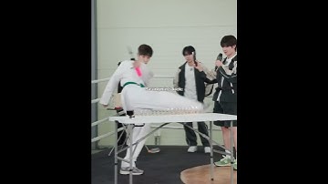 The technique doesn’t matter. What matters is the result😁 #felix #seungmin #hanjisung #straykids