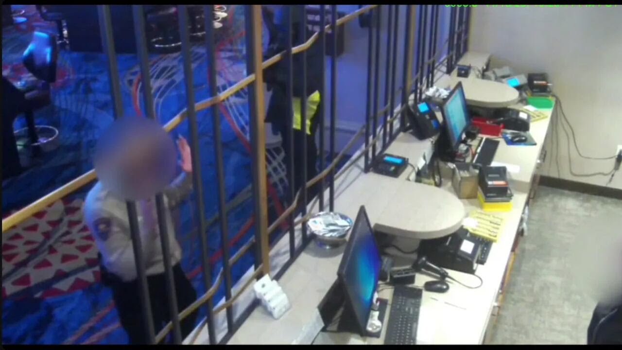 RAW VIDEO: Casino robbery suspect sought in Las Vegas seen on surveillance footage