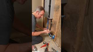 Easy Heat Cables to Prevent Freezing Pipes 💧 #diy #plumbing #homeimprovement