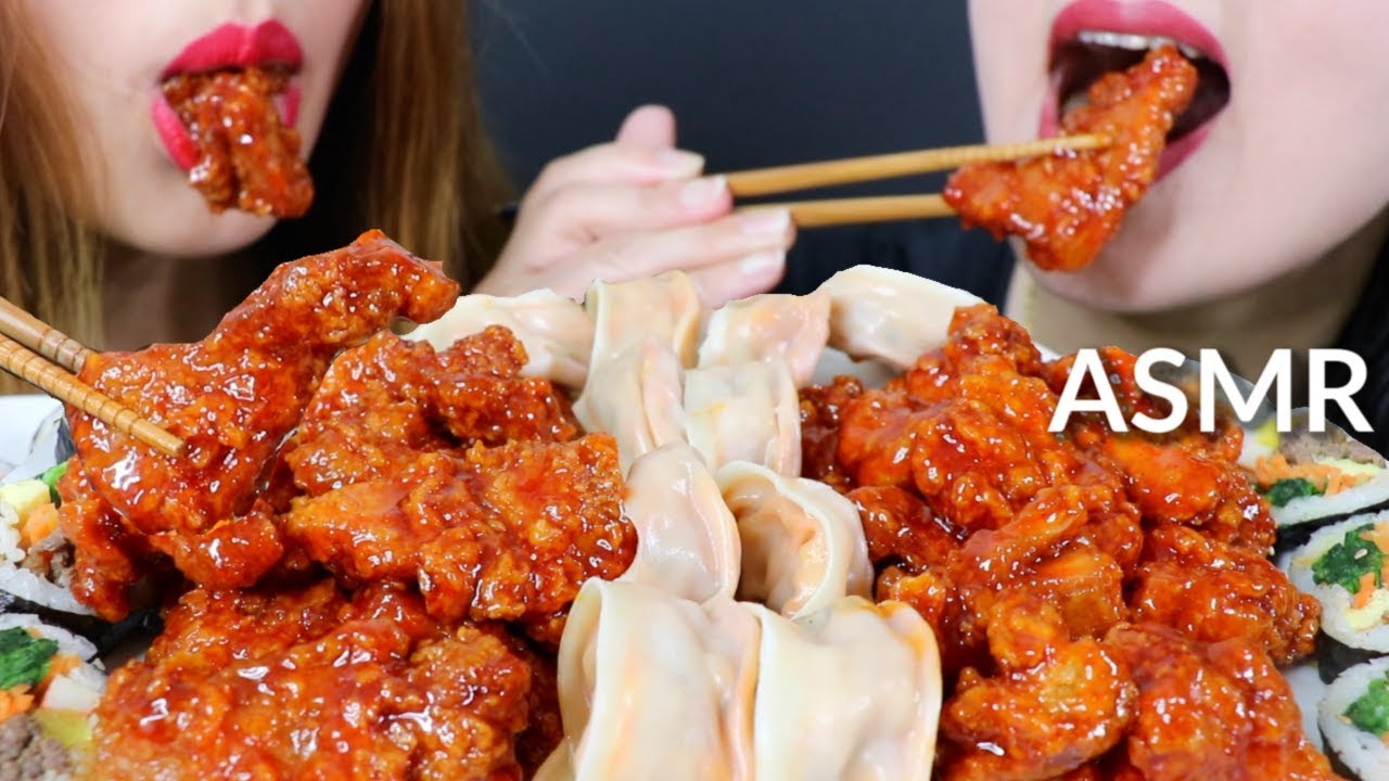 ASMR SPICY KOREAN FRIED CHICKEN + KIMCHI MANDU 양념 치킨 리얼사운드 먹방 | Kim&Liz ASMR