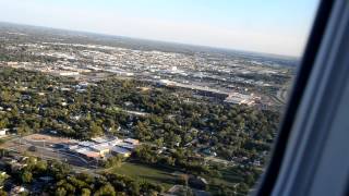 Embraer 145 final approach and Landing to Wichita Midcontinent Airport, KS, USA