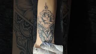 #kyabtattoo#rose#blackrose#rosetattoo#blackrosetattoo#mandalatattoo#mandala#wristtattoo#