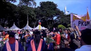 UNIVERSITY MALAYA CONVOCATION FLASH MOB 2012