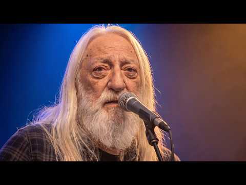 70-Year-Old Thomas Bennett Sings About the Father He Failed to Be | AGT