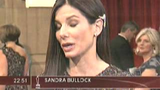 Oscars 2013: Sandra Bullock On Red Carpet