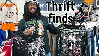 Going thrift shopping for VINTAGE clothing ￼