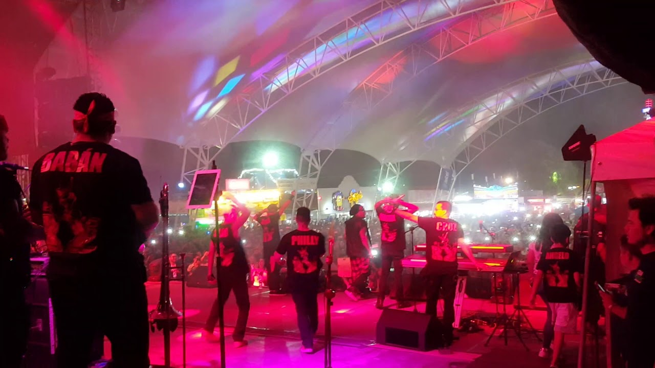 Kumbia kings Saltillo backstage YouTube