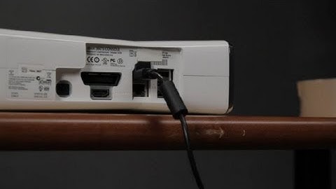 How to Plug In a Kinect to an Xbox 360 : Video Game Tutorials