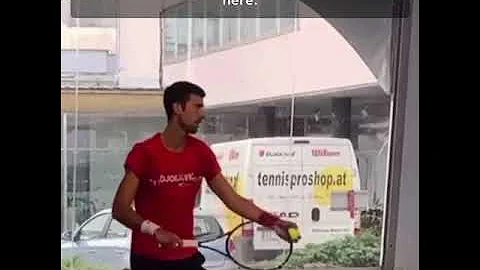 Novak Djokovic ball toss tip