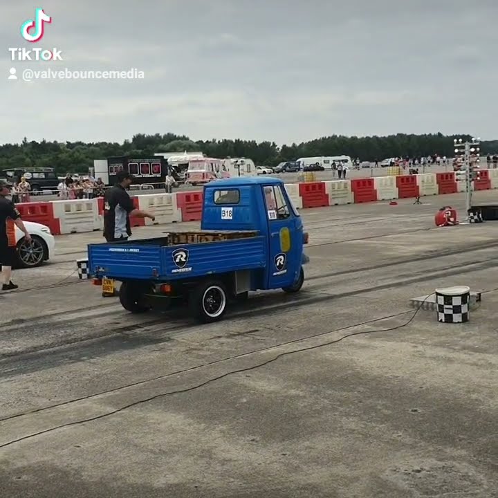 Hayabusa powered Piaggio Ape going full send.