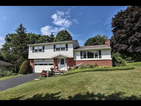19 Indian Hill Dr, Rochester, NY home video tour
