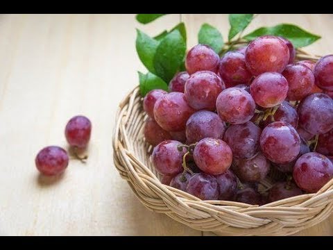 Video: Verschil Tussen Rode Druiven En Groene Druiven