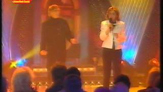 Video thumbnail of "Henry Valentino & Daffi Cramer - Im Wagen vor mir"