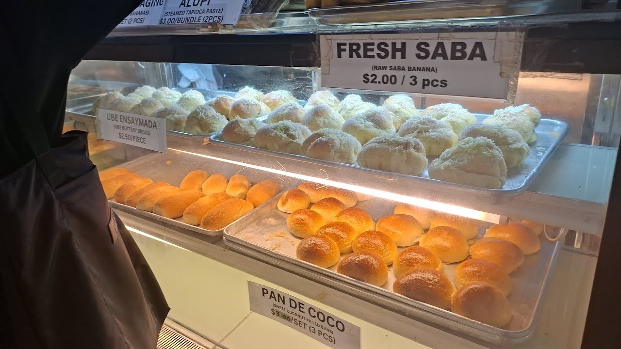 Trying out The Best Breads and Desserts of Filipino Cuisine 