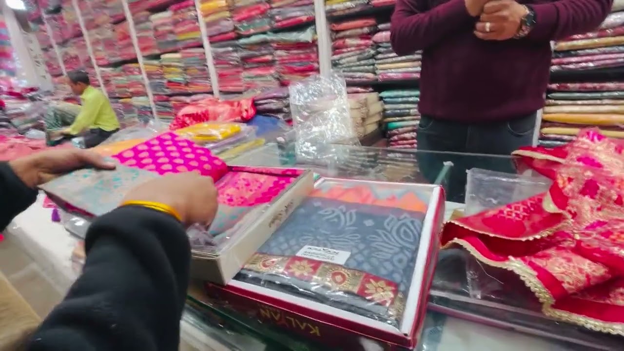 ₹300 में साड़ी! 😱 Dehradun Paltan Bazaar Cheapest Saree Shopping”