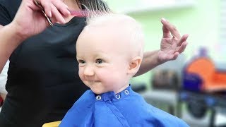 Baby&#39;s First Haircut!