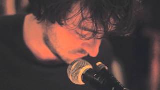 Hooray For Earth - "Sails" (QMtv Session)