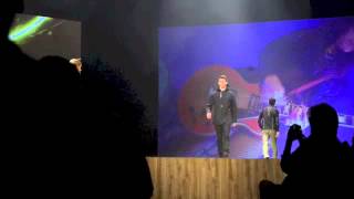 CAT Footwear fashion show screenshot 5