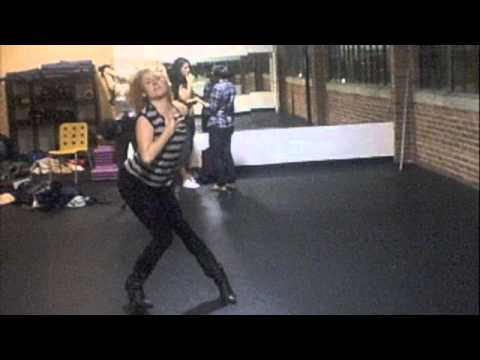 Waacking Yourself Into Shape! beautycon