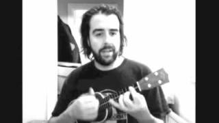 Video thumbnail of "Love is real ukulele John Lennon Cover"