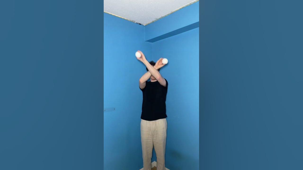 Heres how to juggle, in just 60 seconds! Learning to juggle & learning