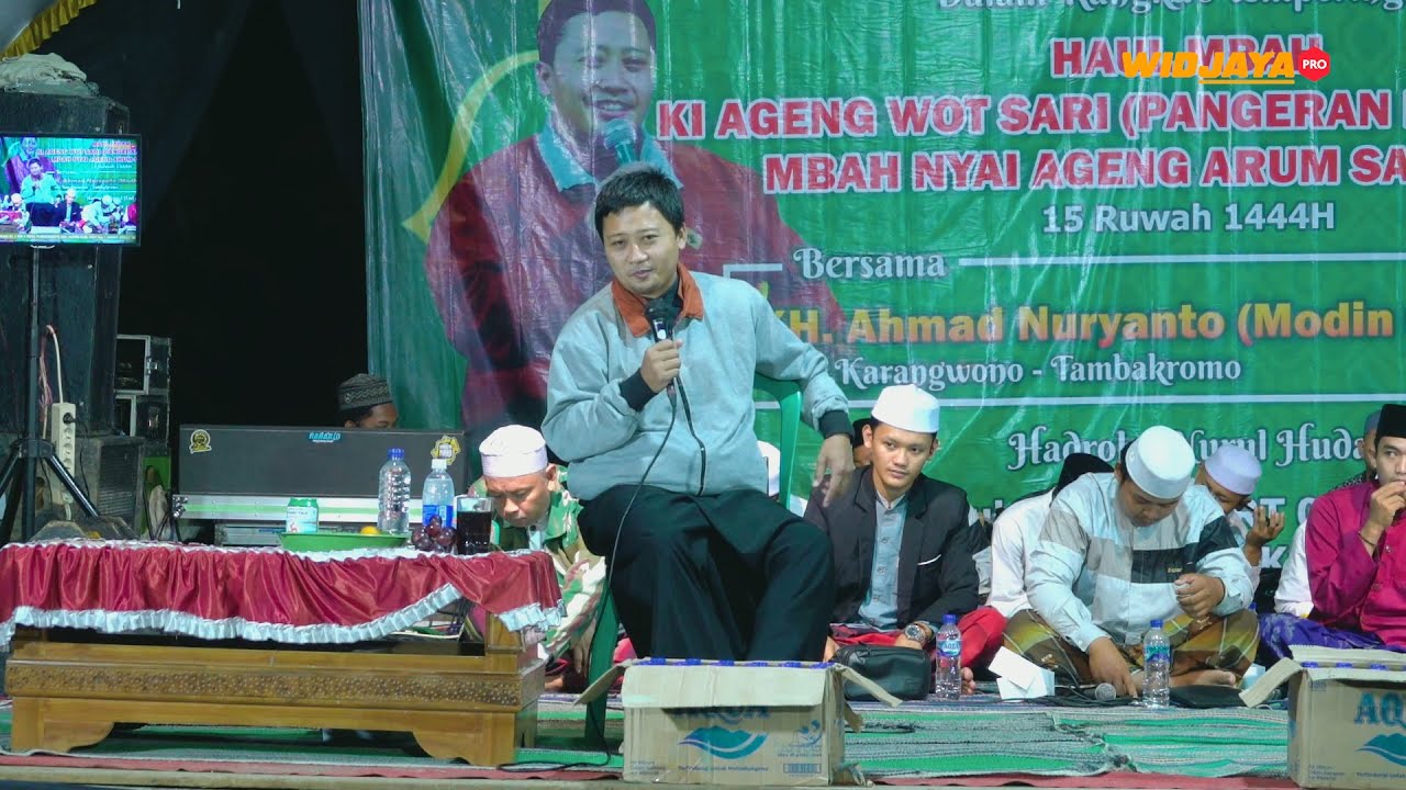 MAUIDHOH BERSAMA KH. AHMAD NURYANTO ( MODIN GENDENG ) DARI TAMBAKROMO - PATI