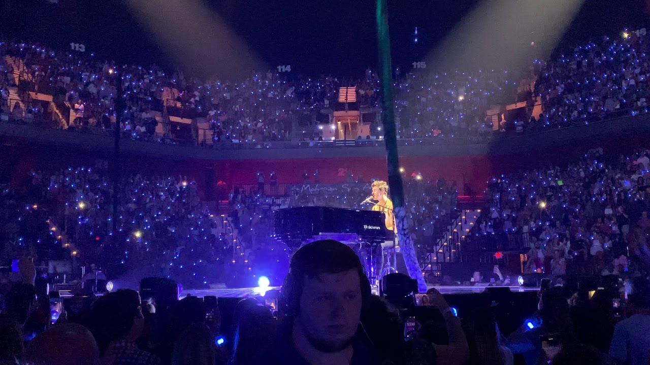 11 Life of the Party • Shawn Mendes Live Mohegan Sun Casino, CT 2019.08.30 YouTube