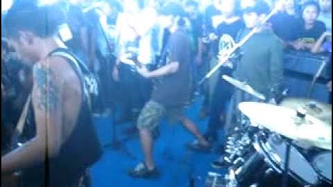 ANTIPHATY -  ANTI PUNK FUCK OFF // LIVE @UNMER