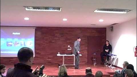 Intel VC shows a MeeGo phone