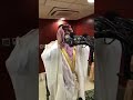 بعد تماثله للشفاء مؤذن الحرم المكي نايف فيده يصدح ب الأذان في رحاب المسجد الحرام
