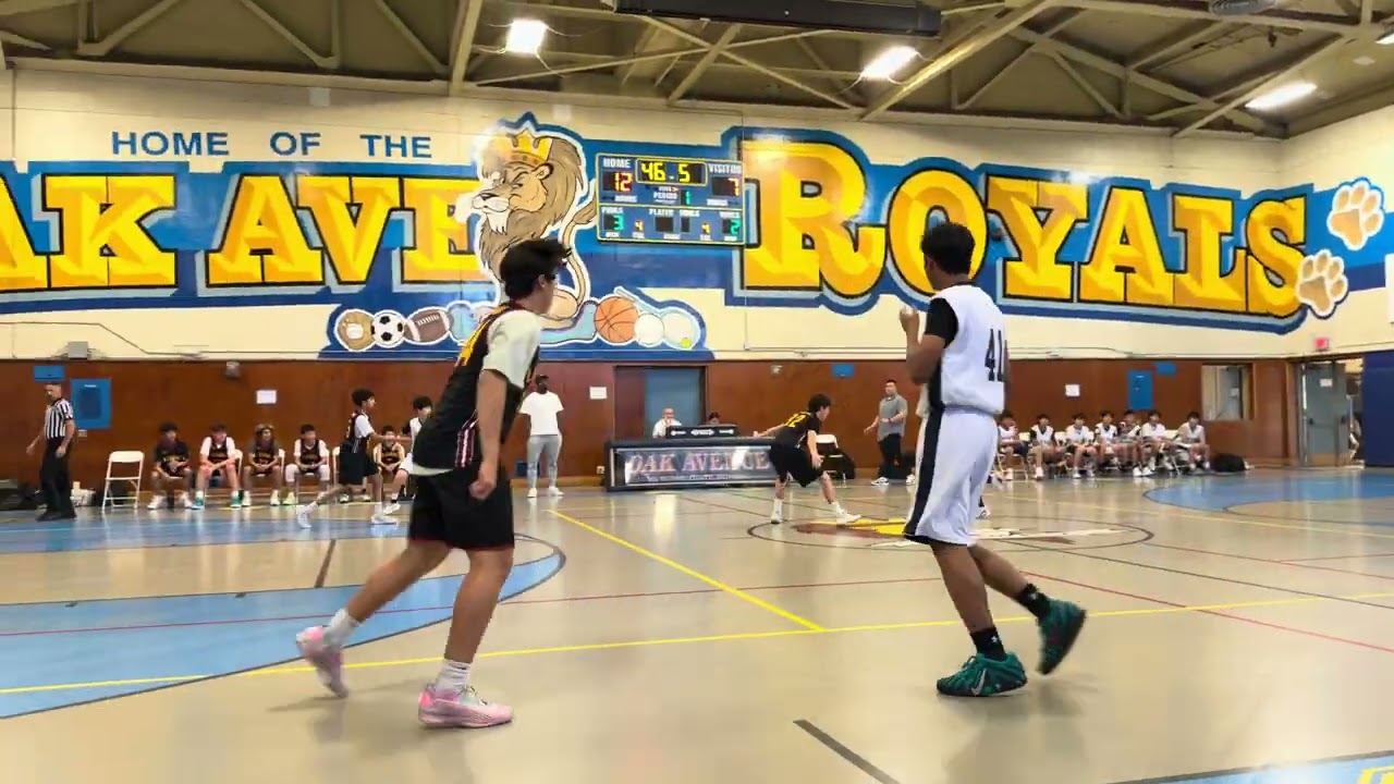 OAK AVENUE vs La Cañada (12/04/25) Red’s 8th Grade team