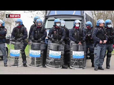Confinement en Italie: les prisons sous tension Confinement en Italie: les prisons sous tension