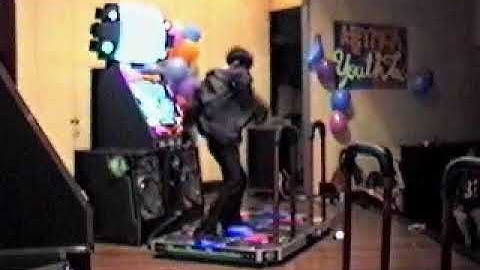 [DDR 3rd Mix Korea V2] B2U (8) - Freestyle (DDRStreet)