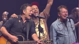 Download Lagu This land is your land - sxsw - bruce springsteen tom morello arcade fire joe ely \u0026 friends MP3