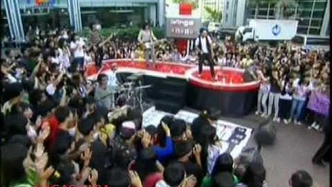 Cuplikan HELLO di Derings (Courtessy from Trans TV)
