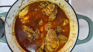 Easy &amp; authentic Sri Lankan Chicken Curry