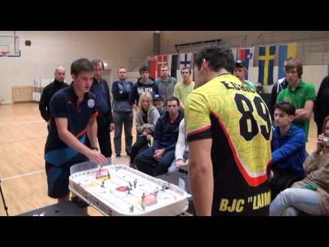 Видео: Настольный хоккей. Выпуск 85. Table hockey-RIGA-2012-final-BOR-CAI-6-comment-TITOV