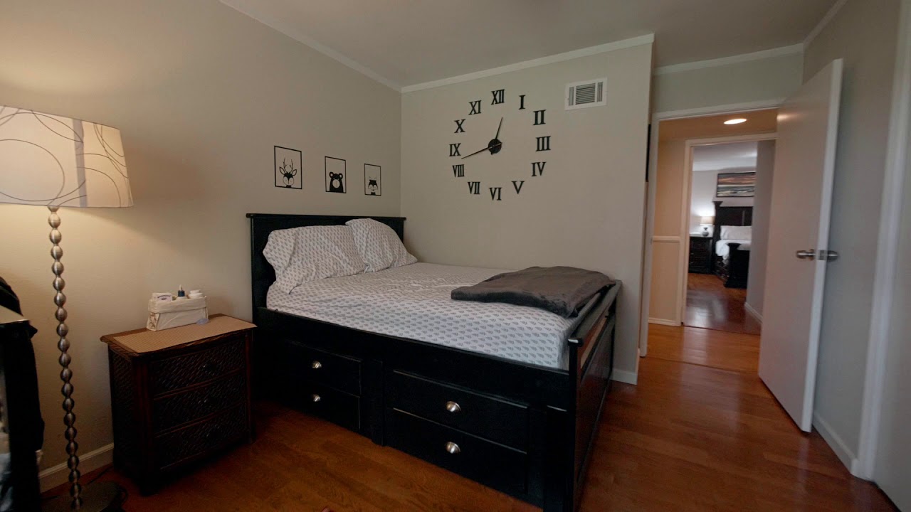 2385 Young Ave. Thousand Oaks, CA 91360