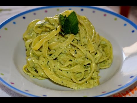 Fettuccine alla crema di zucchine e menta ( ricetta VEGETARIANA )