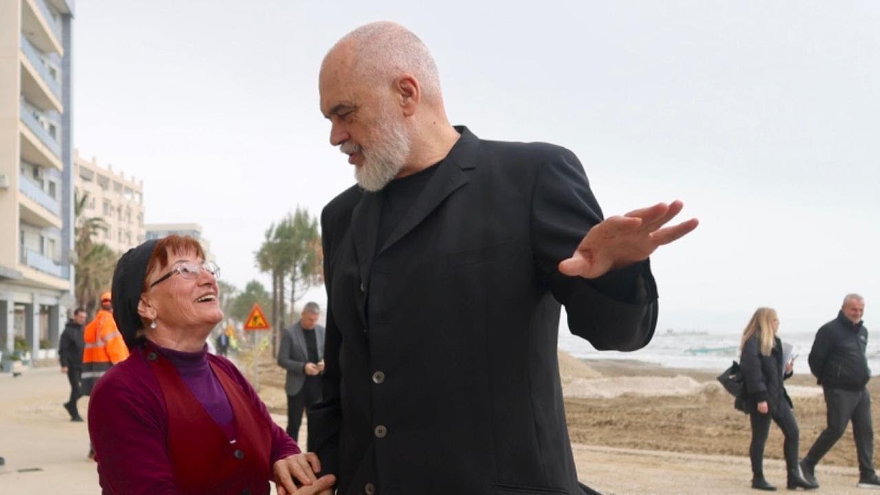 📍Durrës - Në Lungomaren e re të plazhit të vjetër,