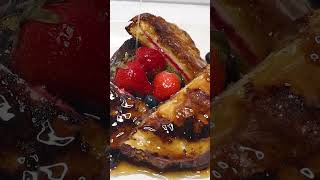 Strawberry Stuffed French Toast ?? shorts shortvideo foodie frenchtoast stuffed