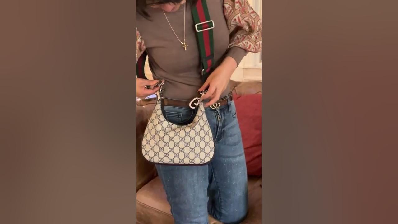 Gucci Attache Large Leather Shoulder Bag in Brown