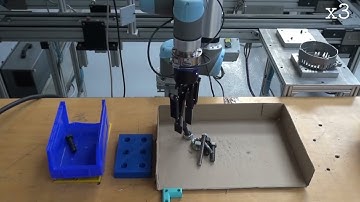 Adaptation of a deep reinforcement learning algorithm to bin picking