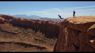 Base Jumping Moab, Utah With The Girls #Basejump #Basejumper #Basejumping