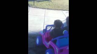 Lara Lidya Tohum Serpiyorlar 1